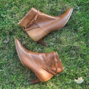 👢Ralph Lauren Leather Robyn Pointed Toe Booties Heeled Boots 7
